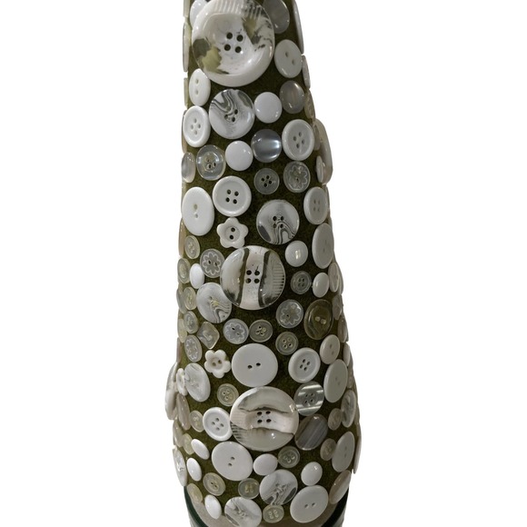 Vintage Holiday Tree Figurine 19 inches Tall - Picture 4 of 6